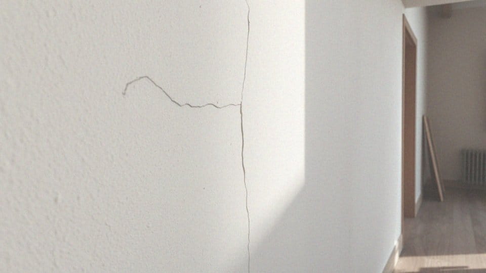 Dlaczego elastyczność kleju gipsowego jest istotna?