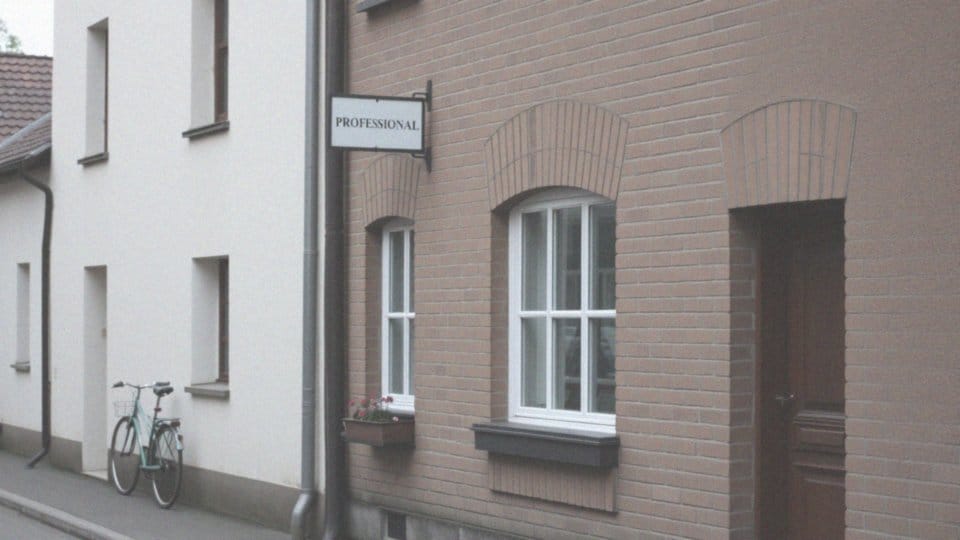 Jak skontaktować się z Grzywną w Frampolu?